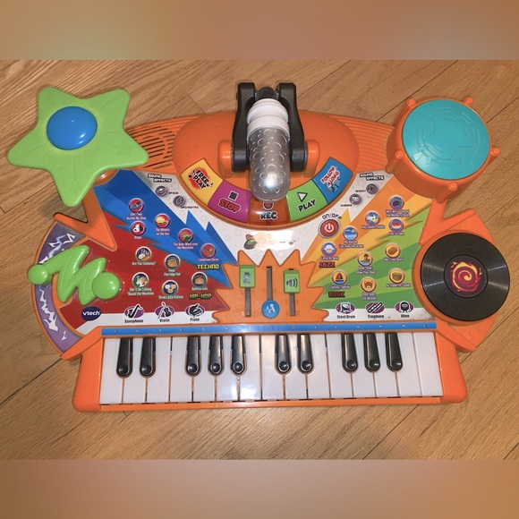 VTech Record & Learn KidiStudio (discontinued) - Picture 1 of 4